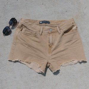 High rise Levis short